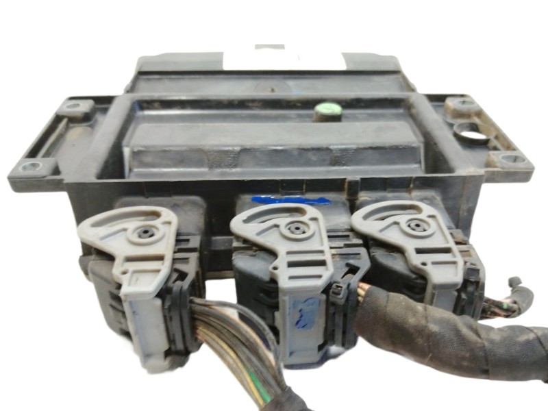 Recambio de centralita motor uce para renault modus luxe privilege referencia OEM IAM 8200449080  