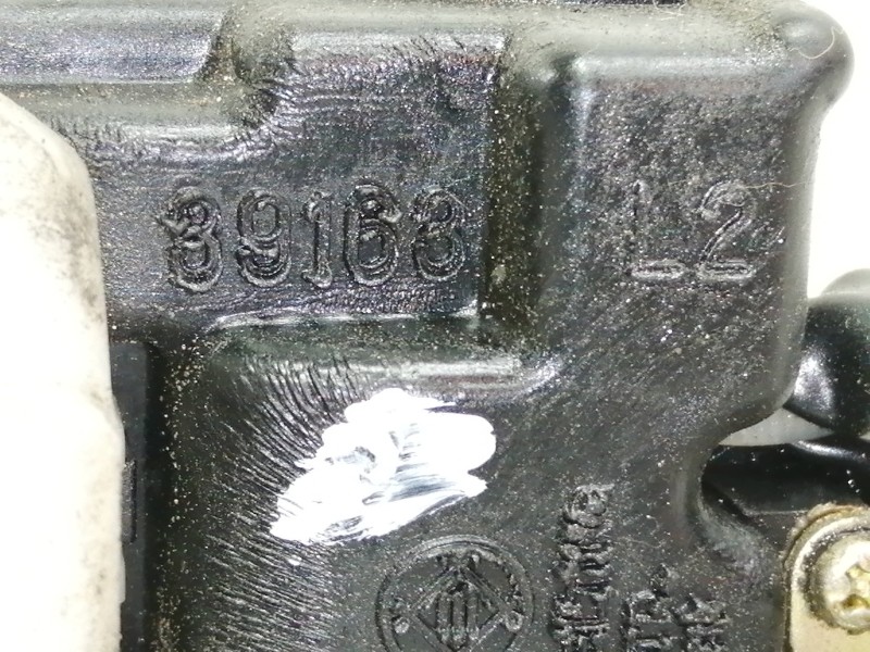 Recambio de cerradura puerta delantera izquierda para toyota celica (t20) 1.8 referencia OEM IAM 39163L2  