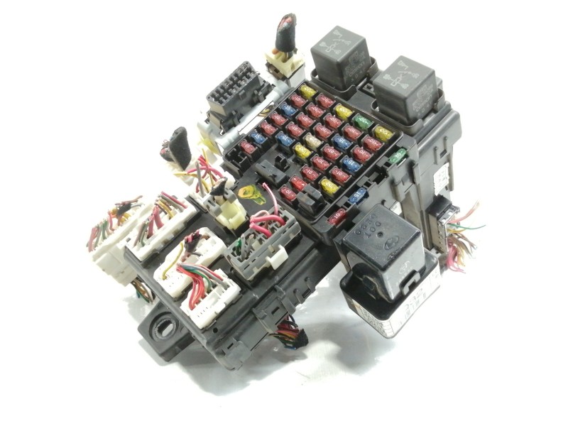 Recambio de caja reles / fusibles para hyundai santa fe (sm) 2.0 crdi cat referencia OEM IAM 9540026500  