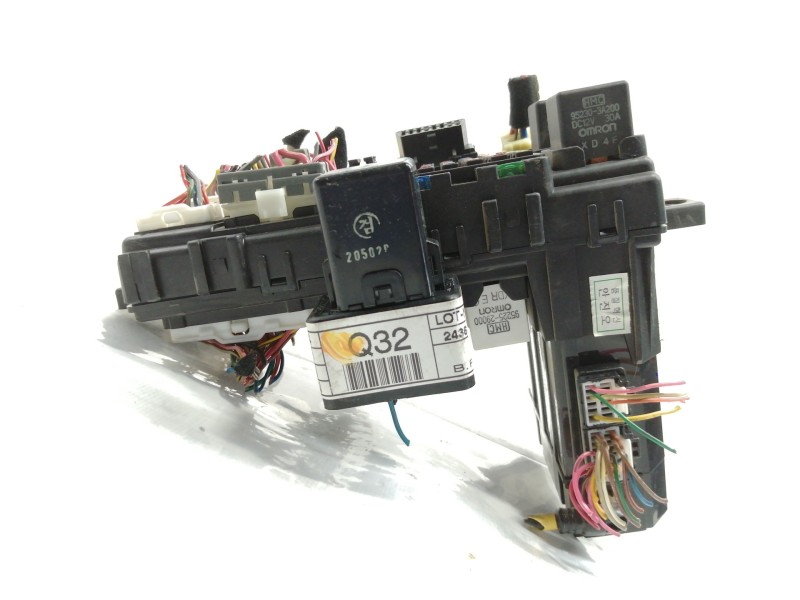Recambio de caja reles / fusibles para hyundai santa fe (sm) 2.0 crdi cat referencia OEM IAM 9540026500  