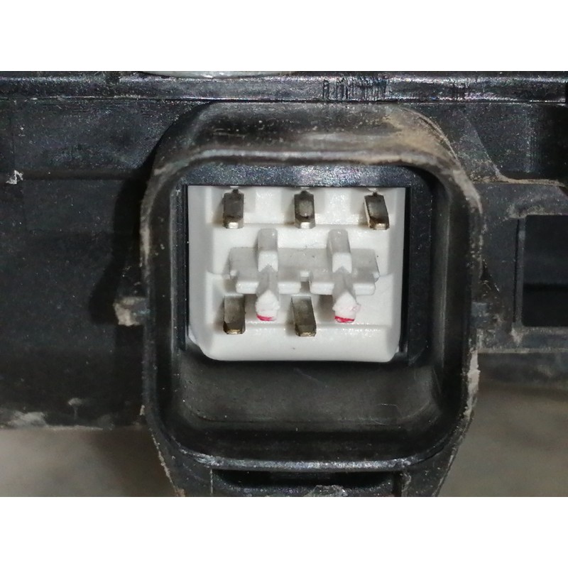 Recambio de cerradura puerta trasera derecha para hyundai santa fe (sm) 2.0 crdi cat referencia OEM IAM   