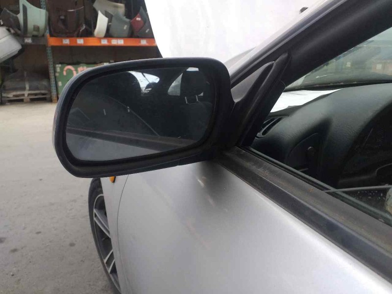 Recambio de retrovisor izquierdo para toyota celica (t20) 1.8 referencia OEM IAM 4696  