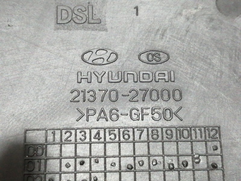 Recambio de tapa distribucion para hyundai santa fe (sm) 2.0 crdi cat referencia OEM IAM 2136027000  