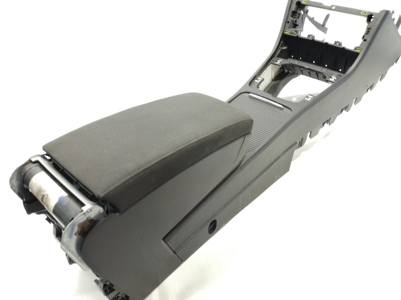 Recambio de apoyabrazos central para volkswagen passat berlina (3c2) advance 4motion referencia OEM IAM 3C0864207TSQ  