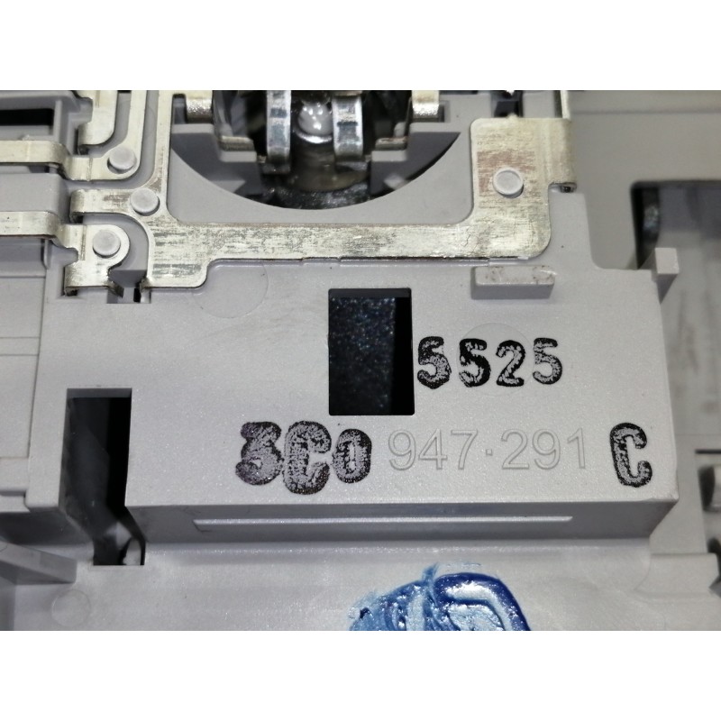 Recambio de luz interior para volkswagen passat berlina (3c2) advance 4motion referencia OEM IAM 3C0947291C  