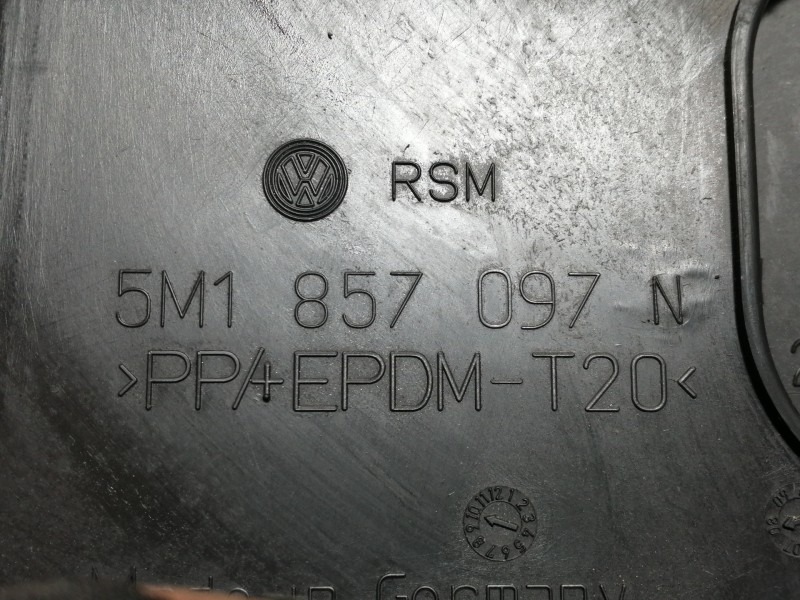 Recambio de guantera para volkswagen tiguan (5n1) country referencia OEM IAM 5M1857097N  