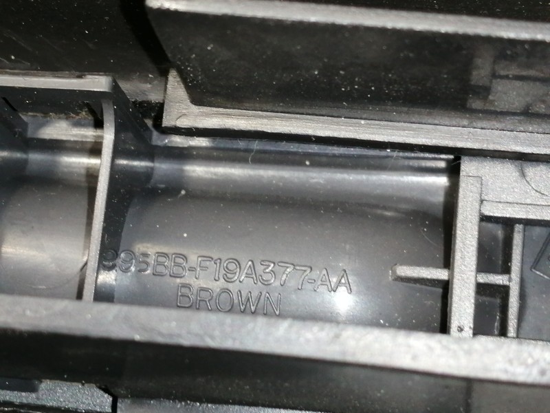 Recambio de apoyabrazos central para ford cougar (mc) 2.0 referencia OEM IAM   