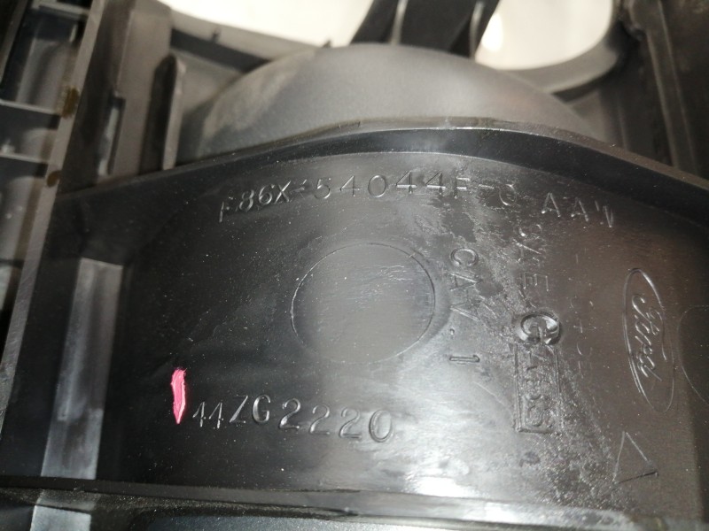 Recambio de apoyabrazos central para ford cougar (mc) 2.0 referencia OEM IAM   