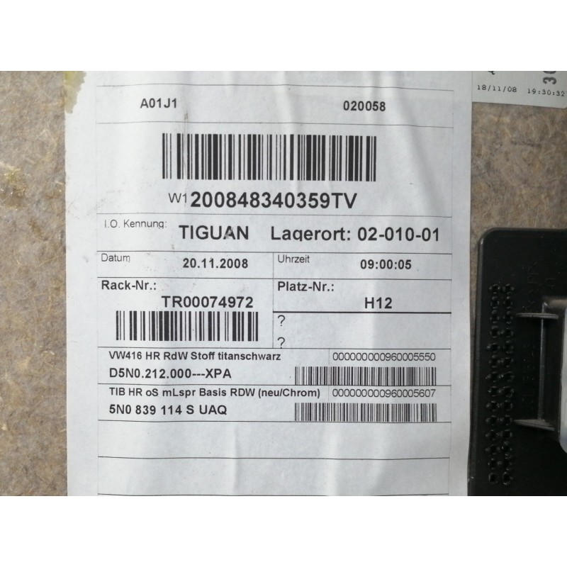 Recambio de guarnecido puerta trasera derecha para volkswagen tiguan (5n1) country referencia OEM IAM 5N0867212 JCL1487210 5N083