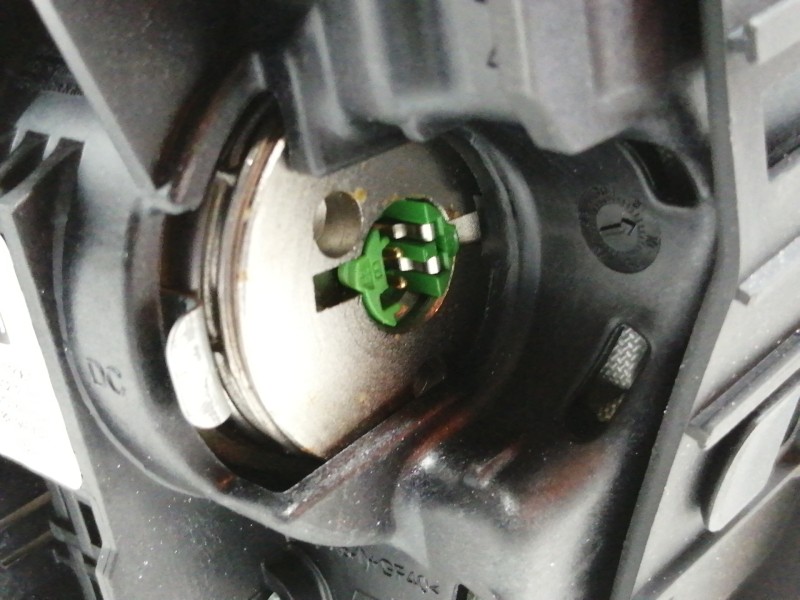 Recambio de airbag delantero izquierdo para renault scenic iii dynamique referencia OEM IAM 985701921R  