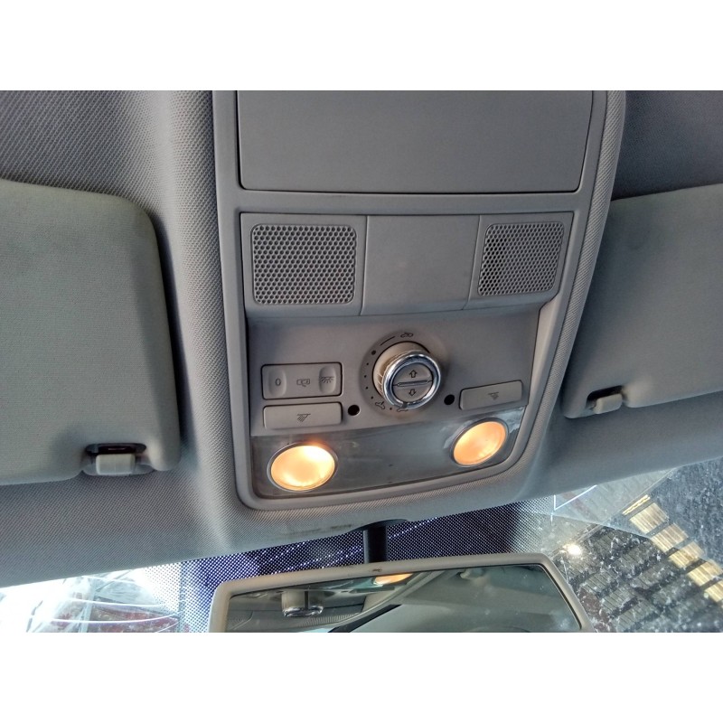 Recambio de luz interior para volkswagen tiguan (5n1) country referencia OEM IAM 1K0947133D 1K9959561 