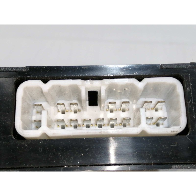 Recambio de centralita aire acondicionado para toyota corolla (e12) 2.0 turbodiesel cat referencia OEM IAM 8865002380 2772000570