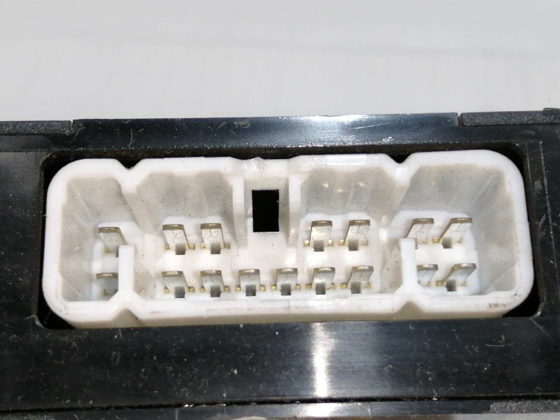 Recambio de centralita aire acondicionado para toyota corolla (e12) 2.0 turbodiesel cat referencia OEM IAM 8865002380 2772000570