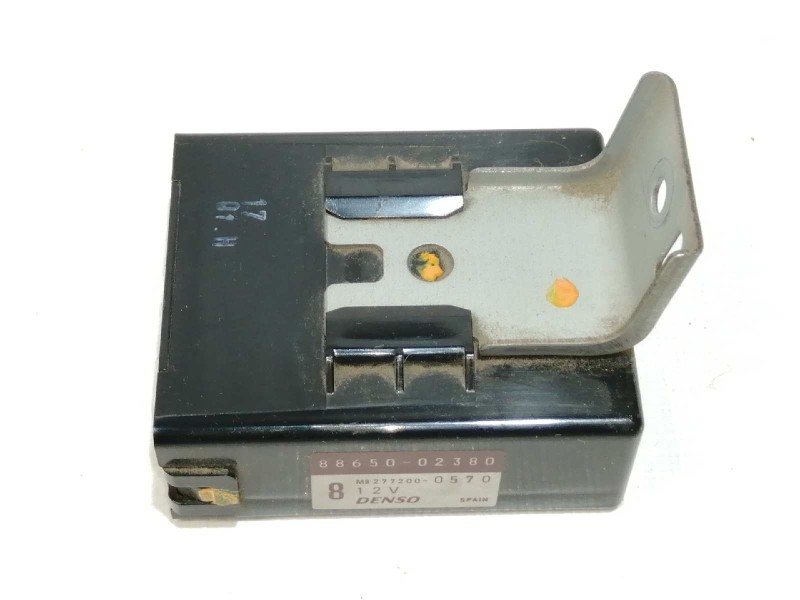 Recambio de centralita aire acondicionado para toyota corolla (e12) 2.0 turbodiesel cat referencia OEM IAM 8865002380 2772000570