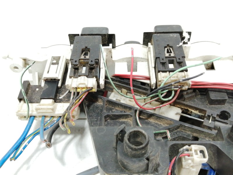 Recambio de mando calefaccion / aire acondicionado para nissan primera berlina (p11) gx referencia OEM IAM 7040230732  