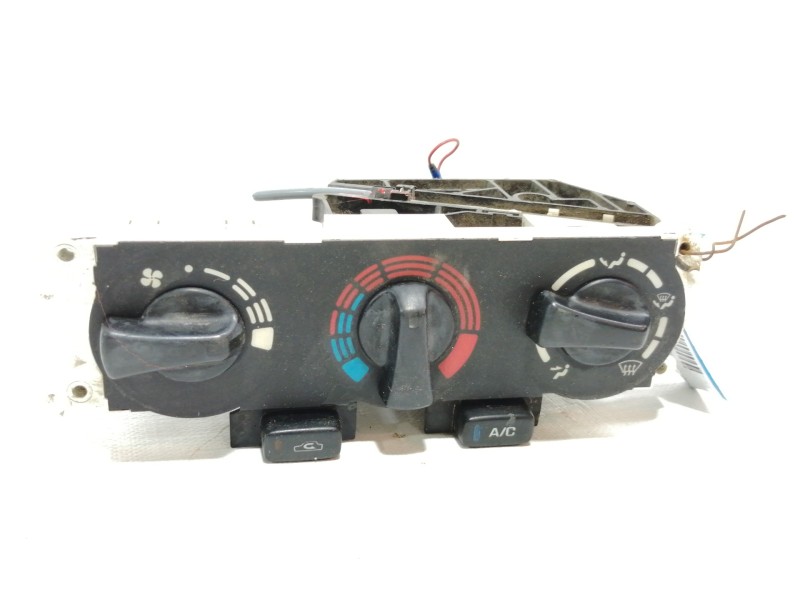 Recambio de mando calefaccion / aire acondicionado para nissan primera berlina (p11) gx referencia OEM IAM 7040230732  