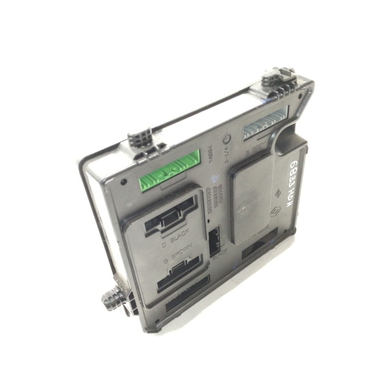 Recambio de caja reles / fusibles para renault scenic iii dynamique referencia OEM IAM 284B17882R  