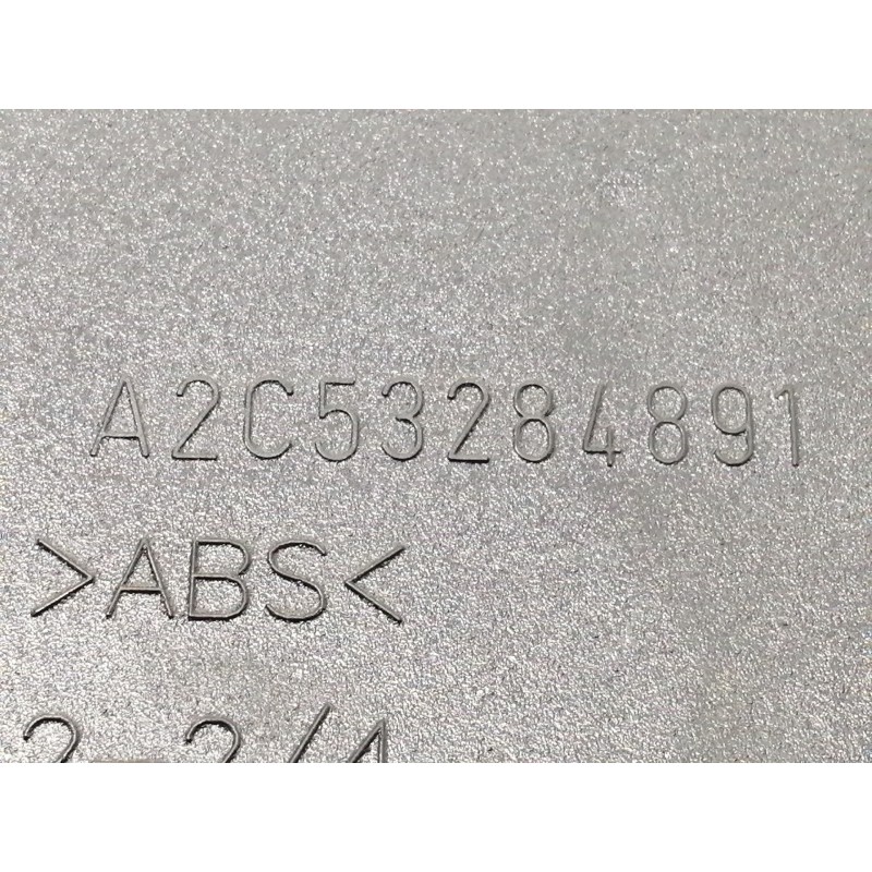 Recambio de caja reles / fusibles para renault scenic iii dynamique referencia OEM IAM 284B17882R  