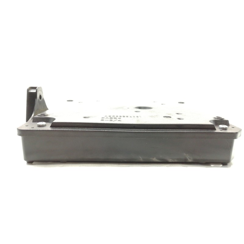 Recambio de caja reles / fusibles para renault scenic iii dynamique referencia OEM IAM 284B17882R  