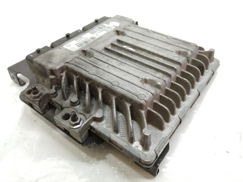 Recambio de centralita motor uce para renault scenic iii dynamique referencia OEM IAM S180067143  