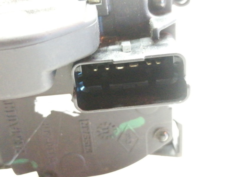 Recambio de cerradura puerta trasera derecha para renault scenic iii dynamique referencia OEM IAM 806060041R  