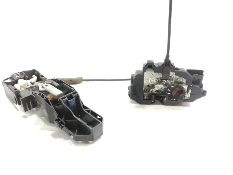 Recambio de cerradura puerta trasera izquierda para renault scenic iii dynamique referencia OEM IAM 806070032R  