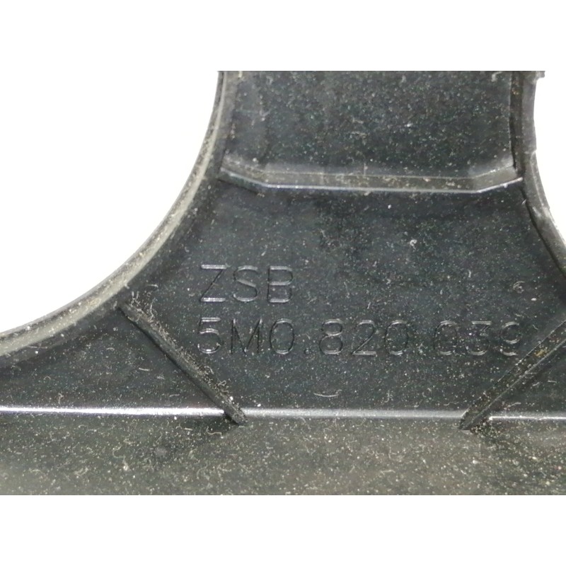 Recambio de moldura para volkswagen tiguan (5n1) country referencia OEM IAM 5M0820075 5M0820039 5M0819422