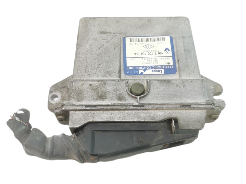 Recambio de centralita motor uce para renault clio ii fase i (b/cbo) 1.9 d referencia OEM IAM HOM7700104956  
