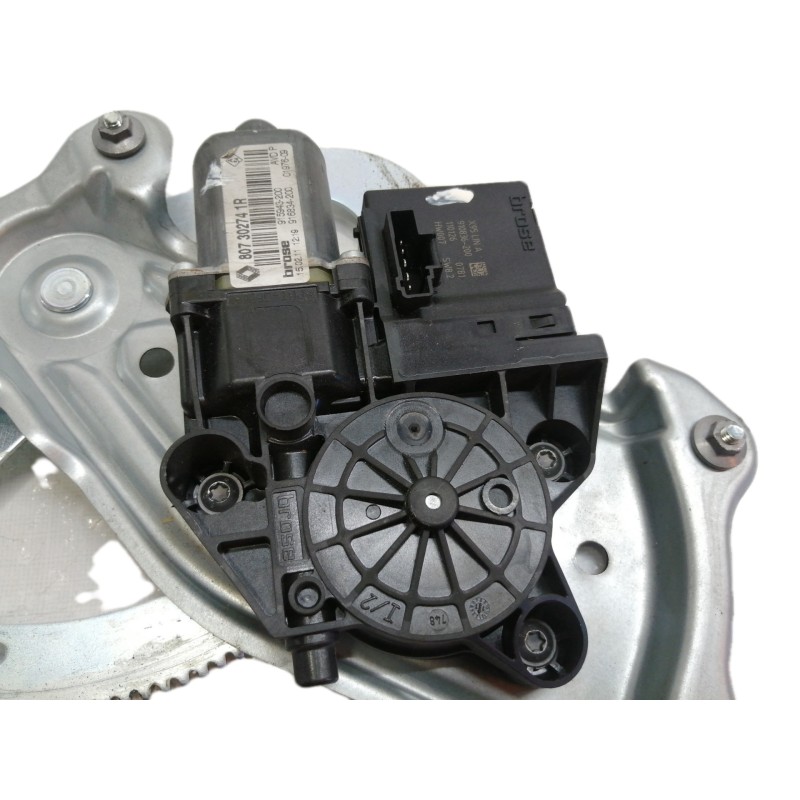 Recambio de elevalunas delantero derecho para renault scenic iii dynamique referencia OEM IAM 807302741R  