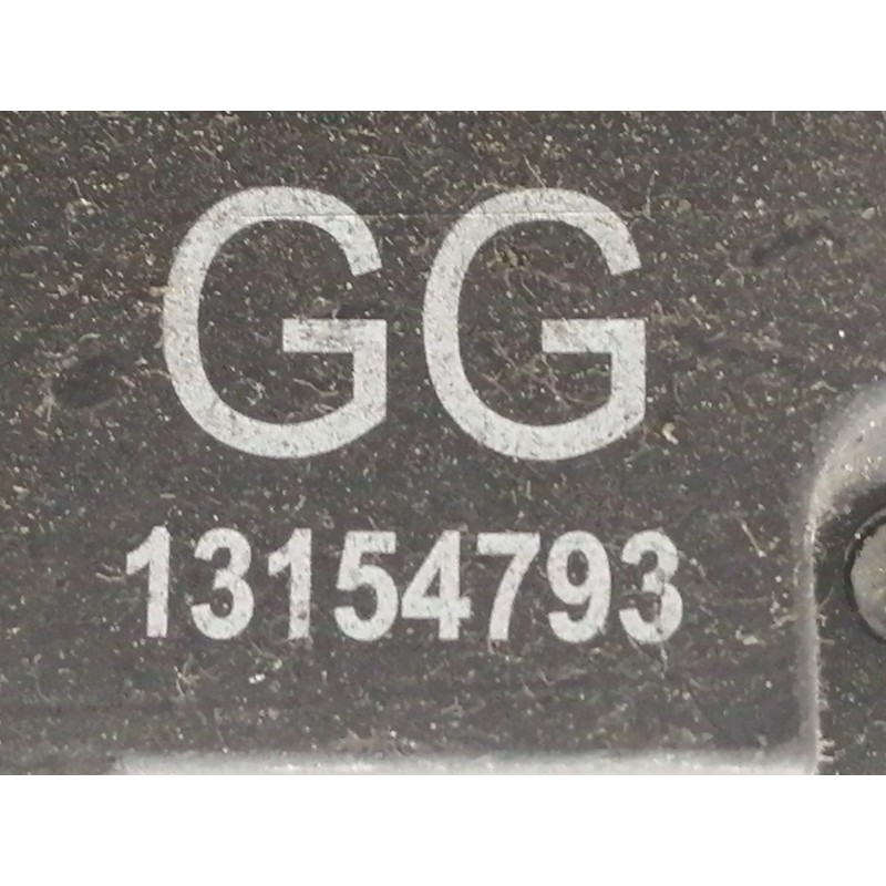 Recambio de cerradura puerta trasera izquierda para opel meriva cosmo referencia OEM IAM 13154793  