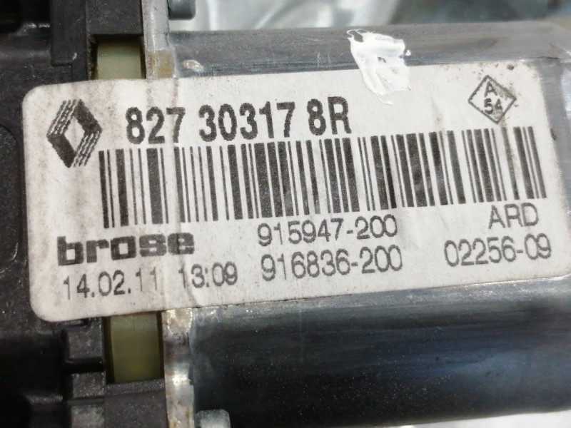 Recambio de elevalunas trasero derecho para renault scenic iii dynamique referencia OEM IAM 827303178R  