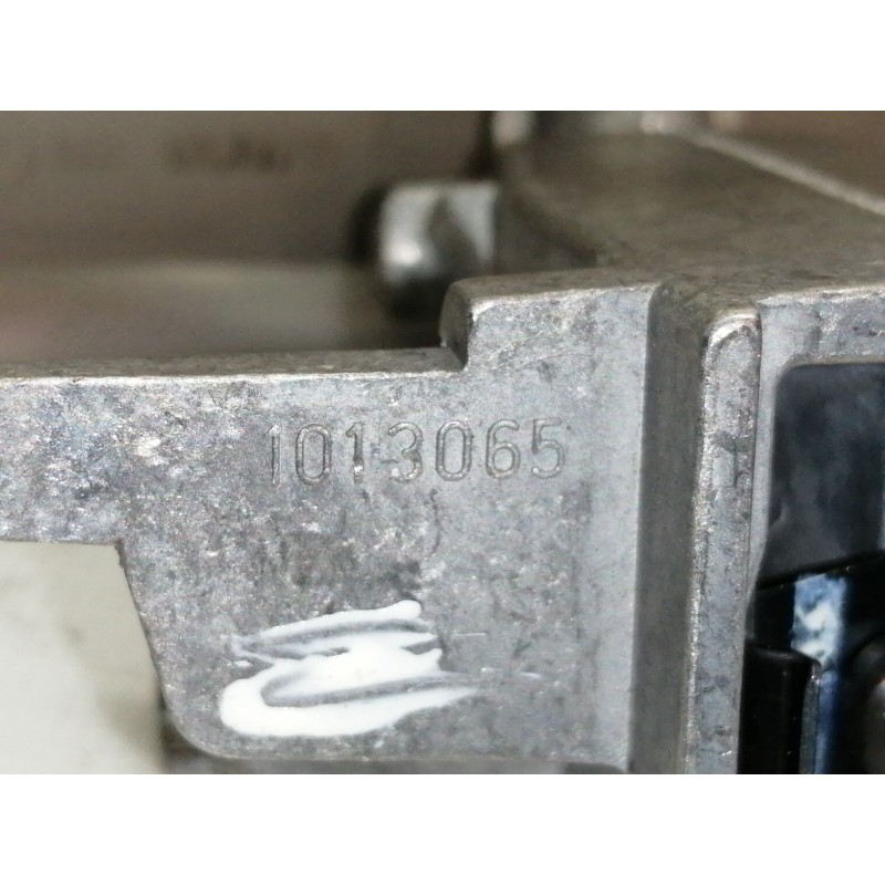 Recambio de espejo interior para renault scenic iii dynamique referencia OEM IAM 1013065  