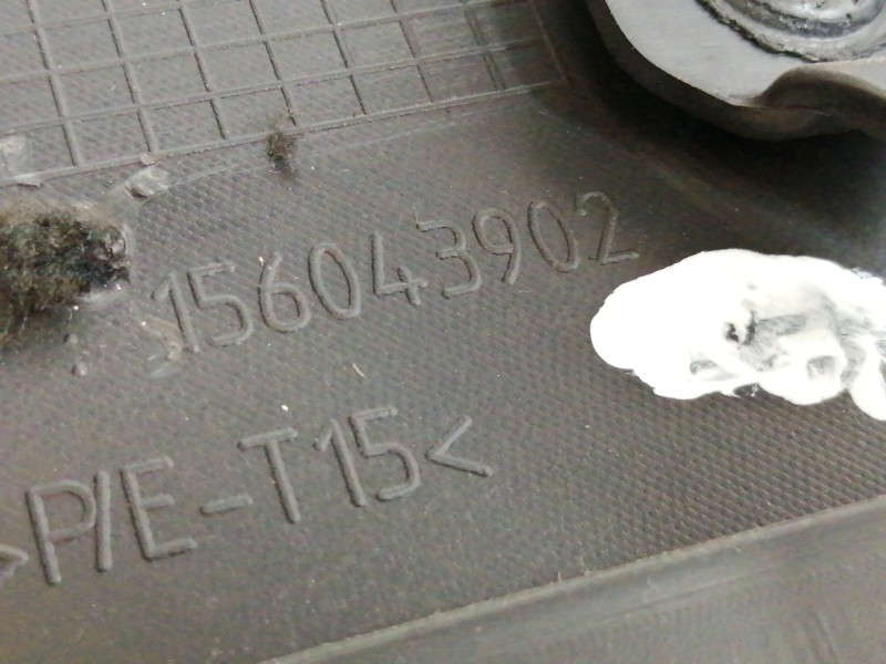 Recambio de guarnecido puerta delantera izquierda para renault scenic iii dynamique referencia OEM IAM 156043902 156043972 15604