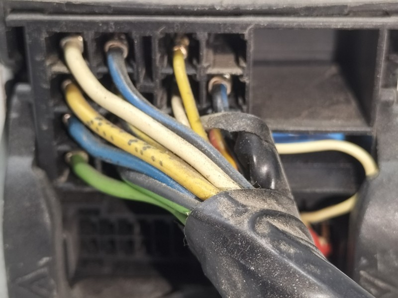 Recambio de sistema audio / radio cd para opel corsa d enjoy referencia OEM IAM 497316088  