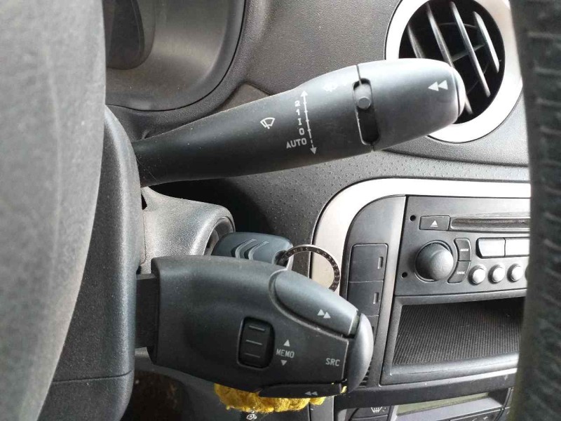 Recambio de mando multifuncion para citroën c3 pluriel 1.4 referencia OEM IAM 96601438XT  