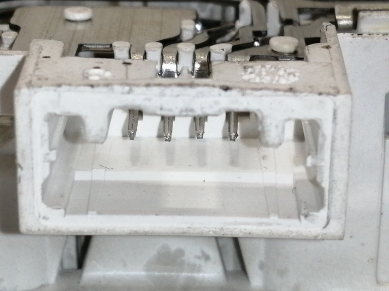 Recambio de luz interior para renault scenic iii dynamique referencia OEM IAM 264300008R  