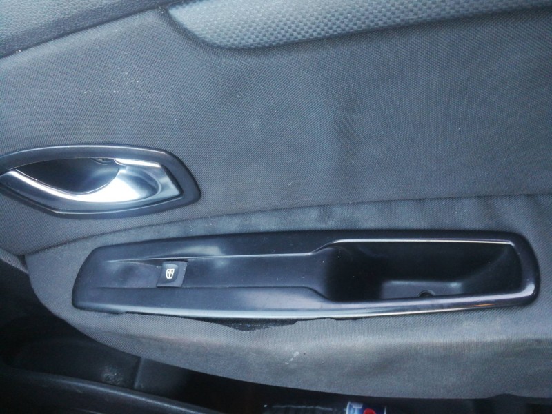 Recambio de mando elevalunas delantero derecho para renault scenic iii dynamique referencia OEM IAM   