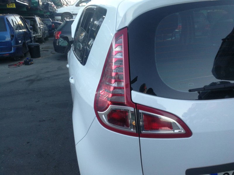 Recambio de piloto trasero izquierdo para renault scenic iii dynamique referencia OEM IAM 265550013R  