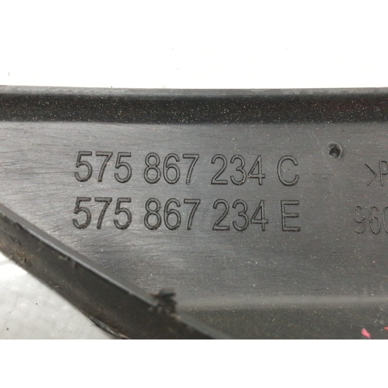 Recambio de moldura para cupra ateca 2.0tsi 4drive referencia OEM IAM 575867234C  