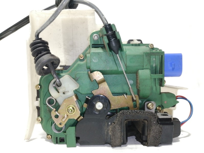 Recambio de cerradura puerta delantera izquierda para volkswagen polo (9n1) gt referencia OEM IAM 3B1837015AM  