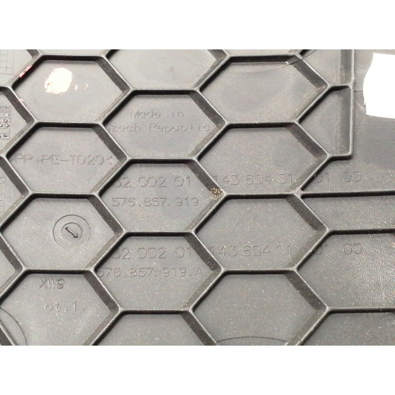 Recambio de moldura para cupra ateca 2.0tsi 4drive referencia OEM IAM 576857919  