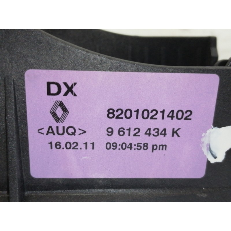 Recambio de palanca cambio para renault scenic iii dynamique referencia OEM IAM 8201021402  