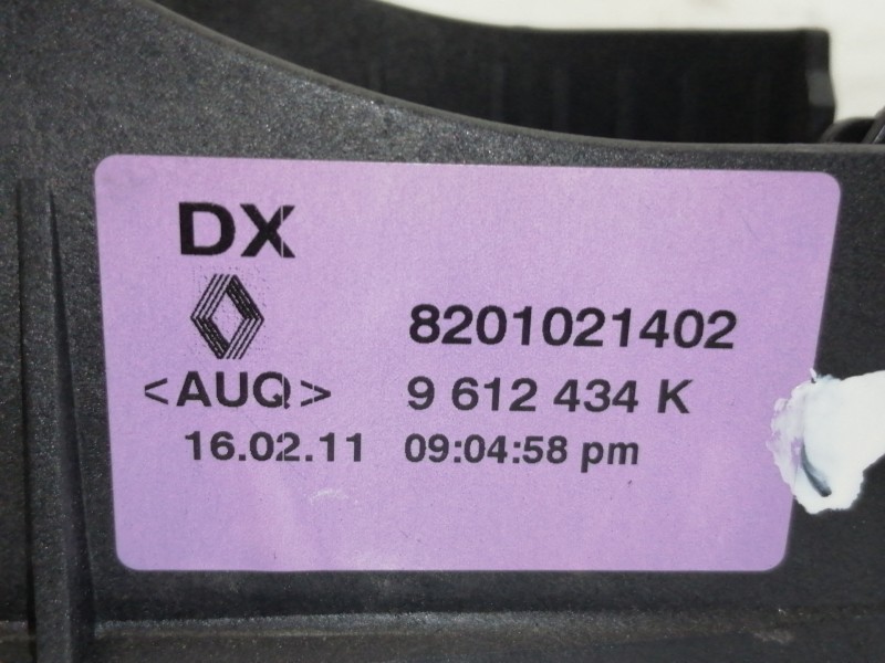 Recambio de palanca cambio para renault scenic iii dynamique referencia OEM IAM 8201021402  