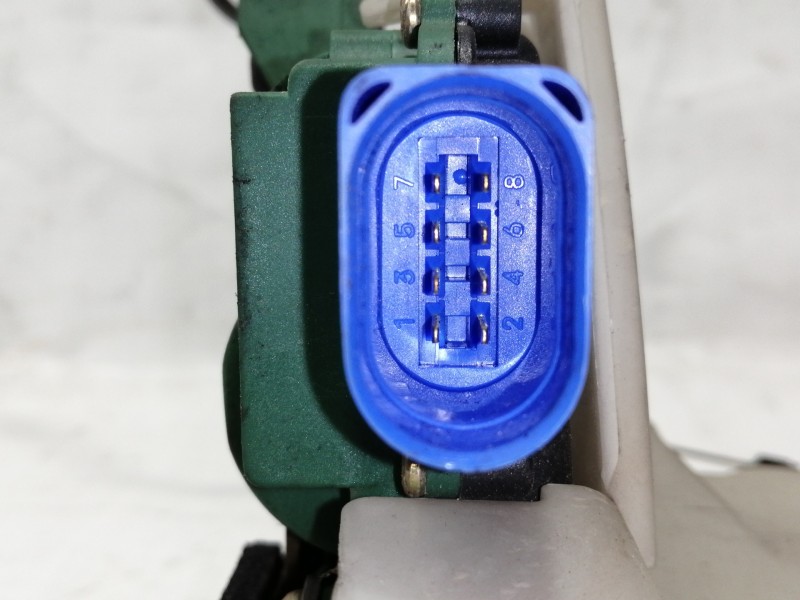 Recambio de cerradura puerta delantera izquierda para volkswagen polo (9n1) gt referencia OEM IAM 3B1837015AM  