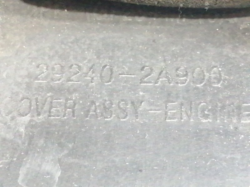 Recambio de tapa motor para hyundai i40 style blue referencia OEM IAM 292402A900  