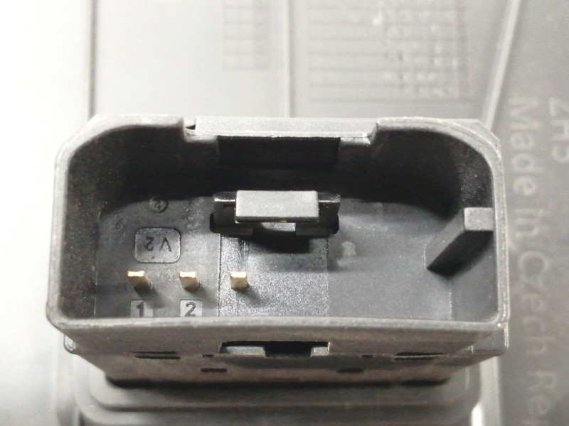 Recambio de moldura para cupra ateca 2.0tsi 4drive referencia OEM IAM 576857036A  