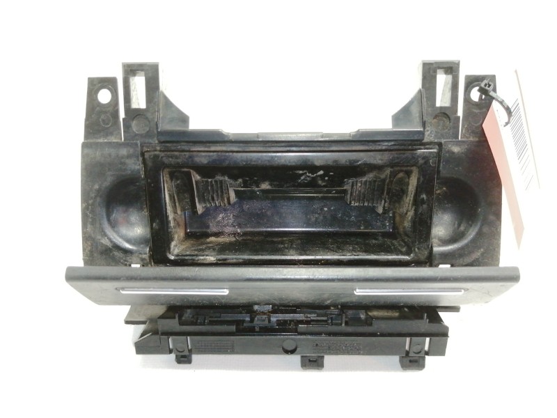 Recambio de cenicero para audi a4 berlina (8e) 2.0 fsi referencia OEM IAM 8E0857951  