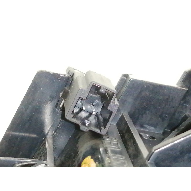 Recambio de cenicero para audi a4 berlina (8e) 2.0 fsi referencia OEM IAM 8E0857951  