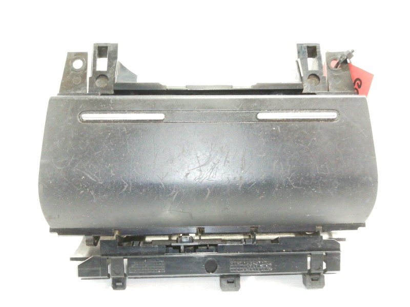 Recambio de cenicero para audi a4 berlina (8e) 2.0 fsi referencia OEM IAM 8E0857951  