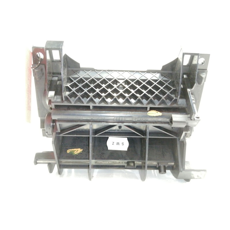 Recambio de cenicero para audi a4 berlina (8e) 2.0 fsi referencia OEM IAM 8E0857951  